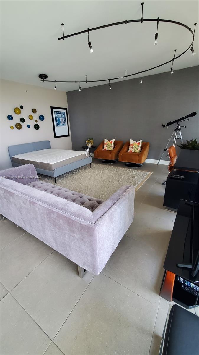 253 NE 2nd St 3407, Miami, Florida 33132, ,1 BathroomBathrooms,Residentiallease,For Rent,253 NE 2nd St 3407,A11557885