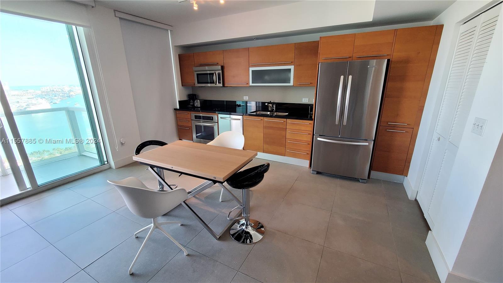 253 NE 2nd St 3407, Miami, Florida 33132, ,1 BathroomBathrooms,Residentiallease,For Rent,253 NE 2nd St 3407,A11557885