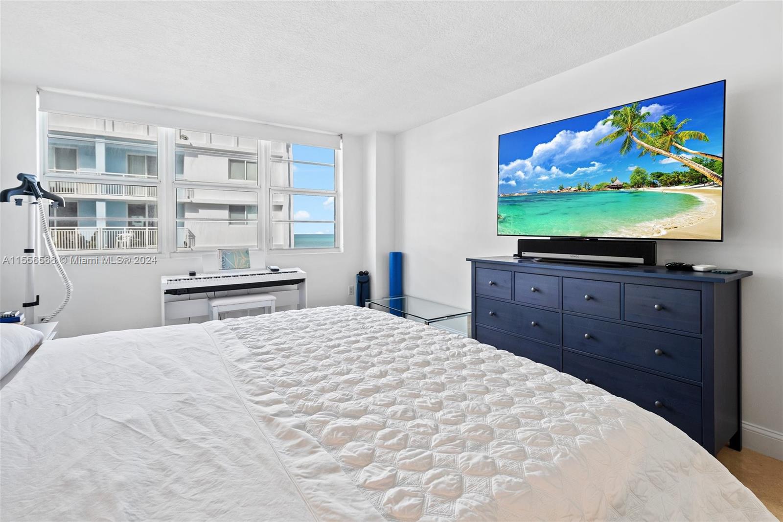 6917 Collins Ave 1402, Miami Beach, Florida 33141, 2 Bedrooms Bedrooms, ,2 BathroomsBathrooms,Residential,For Sale,6917 Collins Ave 1402,A11556566