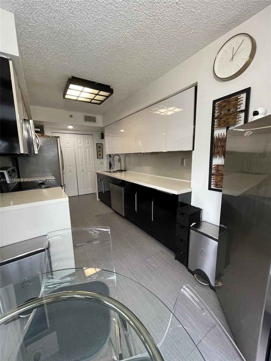 3500 Mystic Pointe Dr 401, Aventura, Florida 33180, 3 Bedrooms Bedrooms, ,3 BathroomsBathrooms,Residential,For Sale,3500 Mystic Pointe Dr 401,A11557894