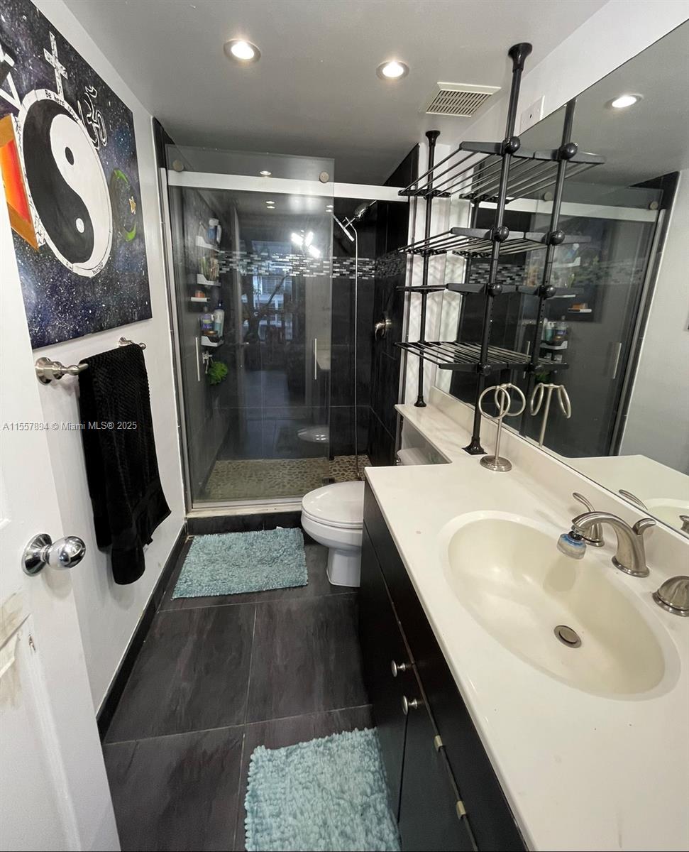 3500 Mystic Pointe Dr 401, Aventura, Florida 33180, 3 Bedrooms Bedrooms, ,3 BathroomsBathrooms,Residential,For Sale,3500 Mystic Pointe Dr 401,A11557894