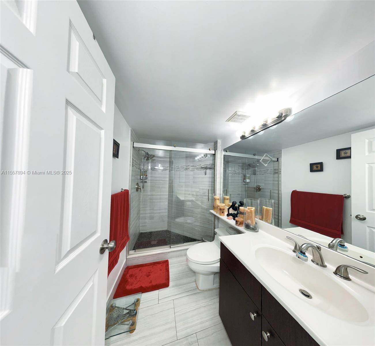 3500 Mystic Pointe Dr 401, Aventura, Florida 33180, 3 Bedrooms Bedrooms, ,3 BathroomsBathrooms,Residential,For Sale,3500 Mystic Pointe Dr 401,A11557894