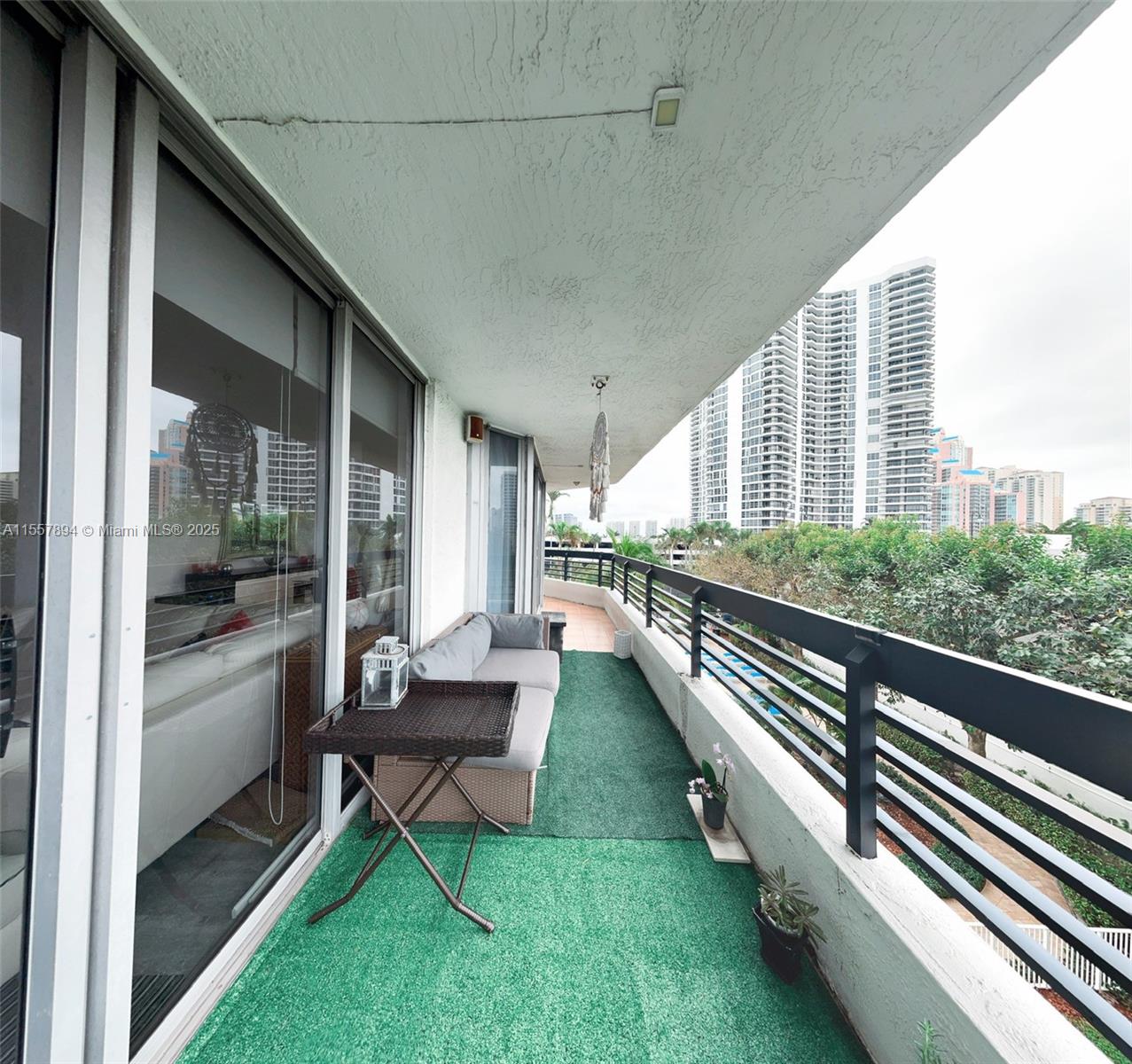 3500 Mystic Pointe Dr 401, Aventura, Florida 33180, 3 Bedrooms Bedrooms, ,3 BathroomsBathrooms,Residential,For Sale,3500 Mystic Pointe Dr 401,A11557894