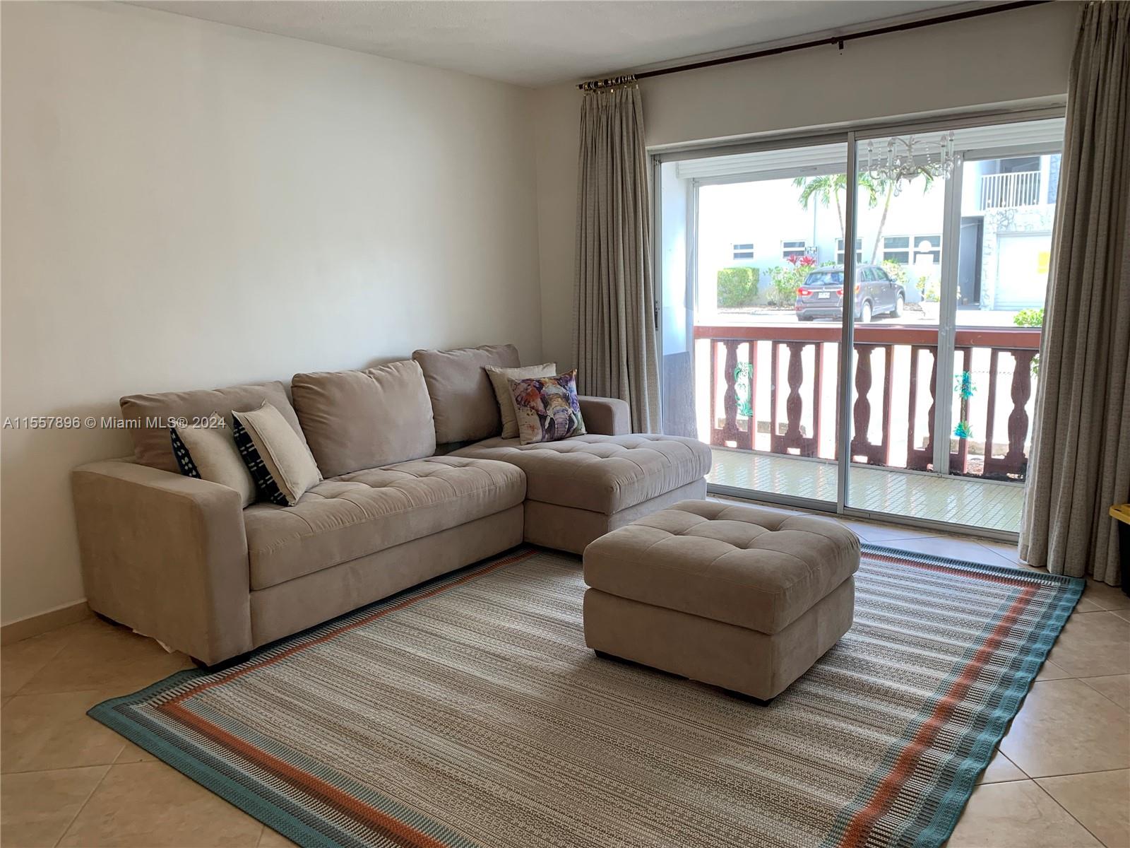 215 SE 3rd Ave 106A, Hallandale Beach, Florida 33009, 2 Bedrooms Bedrooms, ,1 BathroomBathrooms,Residential,For Sale,215 SE 3rd Ave 106A,A11557896