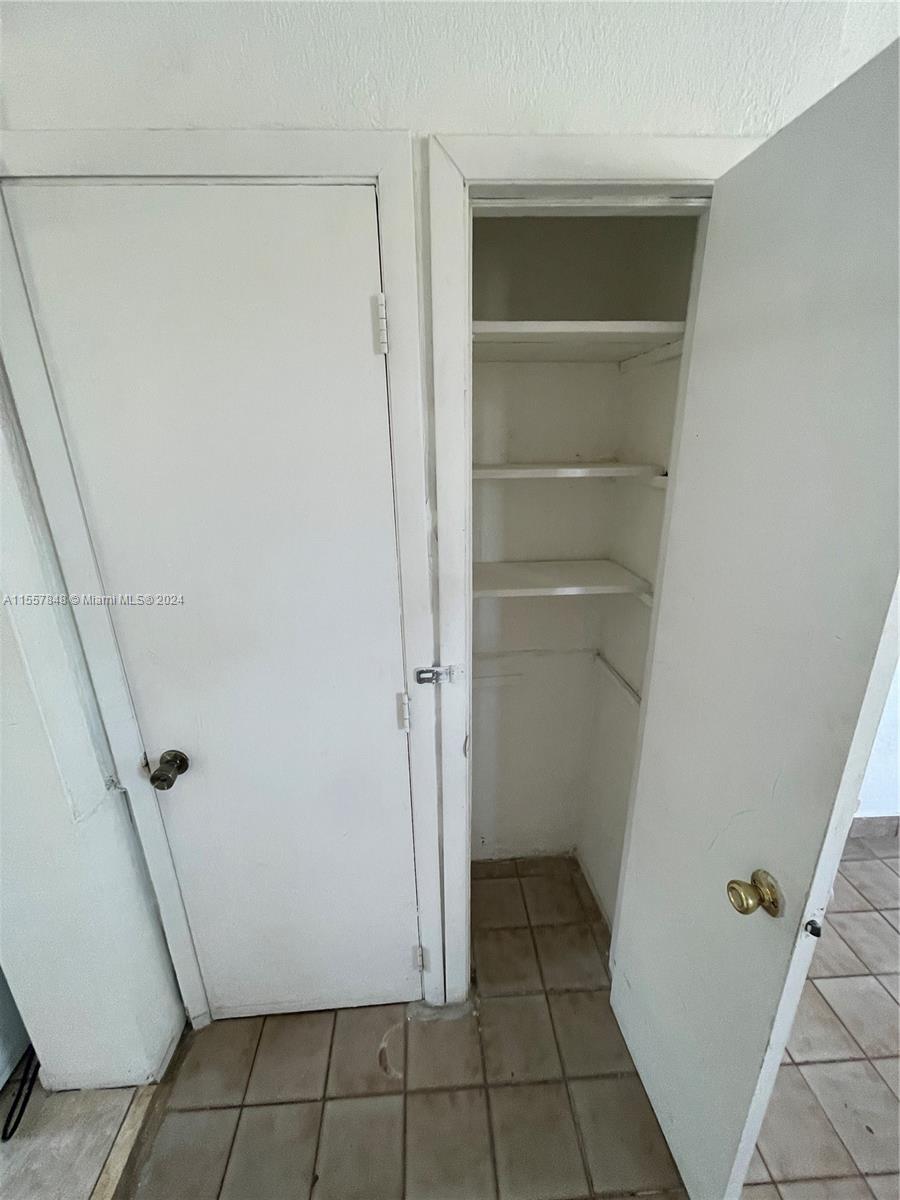 5739 Hayes St 5739, Hollywood, Florida 33021, ,1 BathroomBathrooms,Residentiallease,For Rent,5739 Hayes St 5739,A11557848