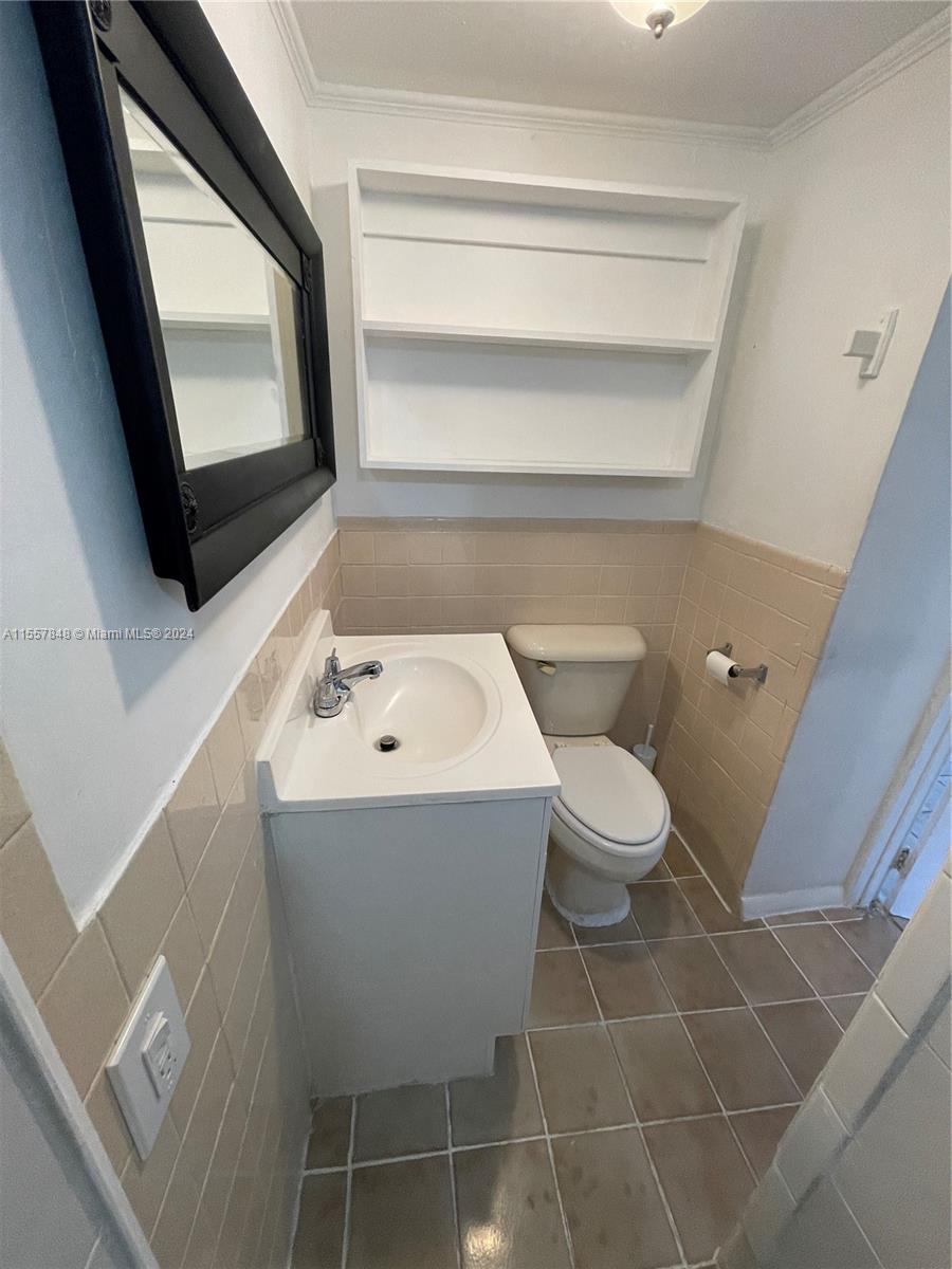 5739 Hayes St 5739, Hollywood, Florida 33021, ,1 BathroomBathrooms,Residentiallease,For Rent,5739 Hayes St 5739,A11557848