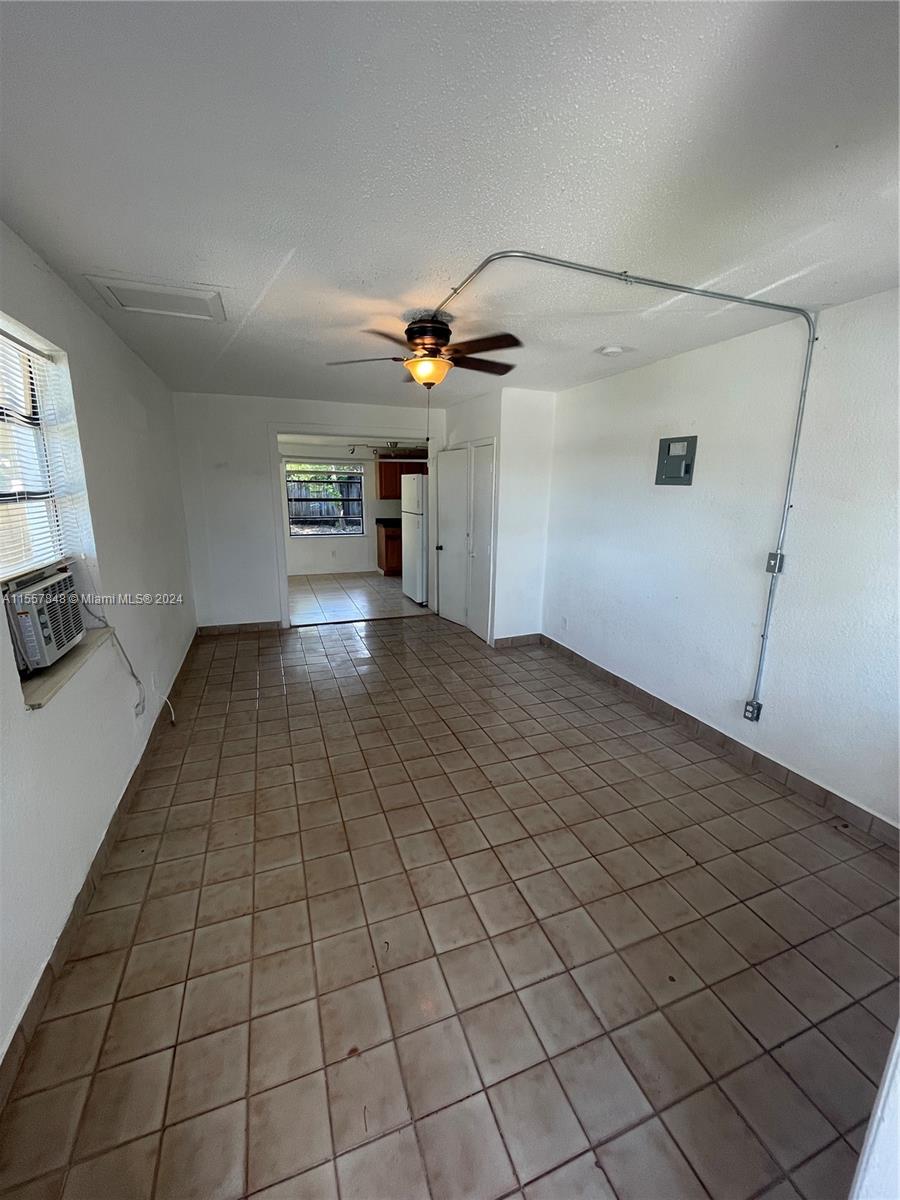 5739 Hayes St 5739, Hollywood, Florida 33021, ,1 BathroomBathrooms,Residentiallease,For Rent,5739 Hayes St 5739,A11557848