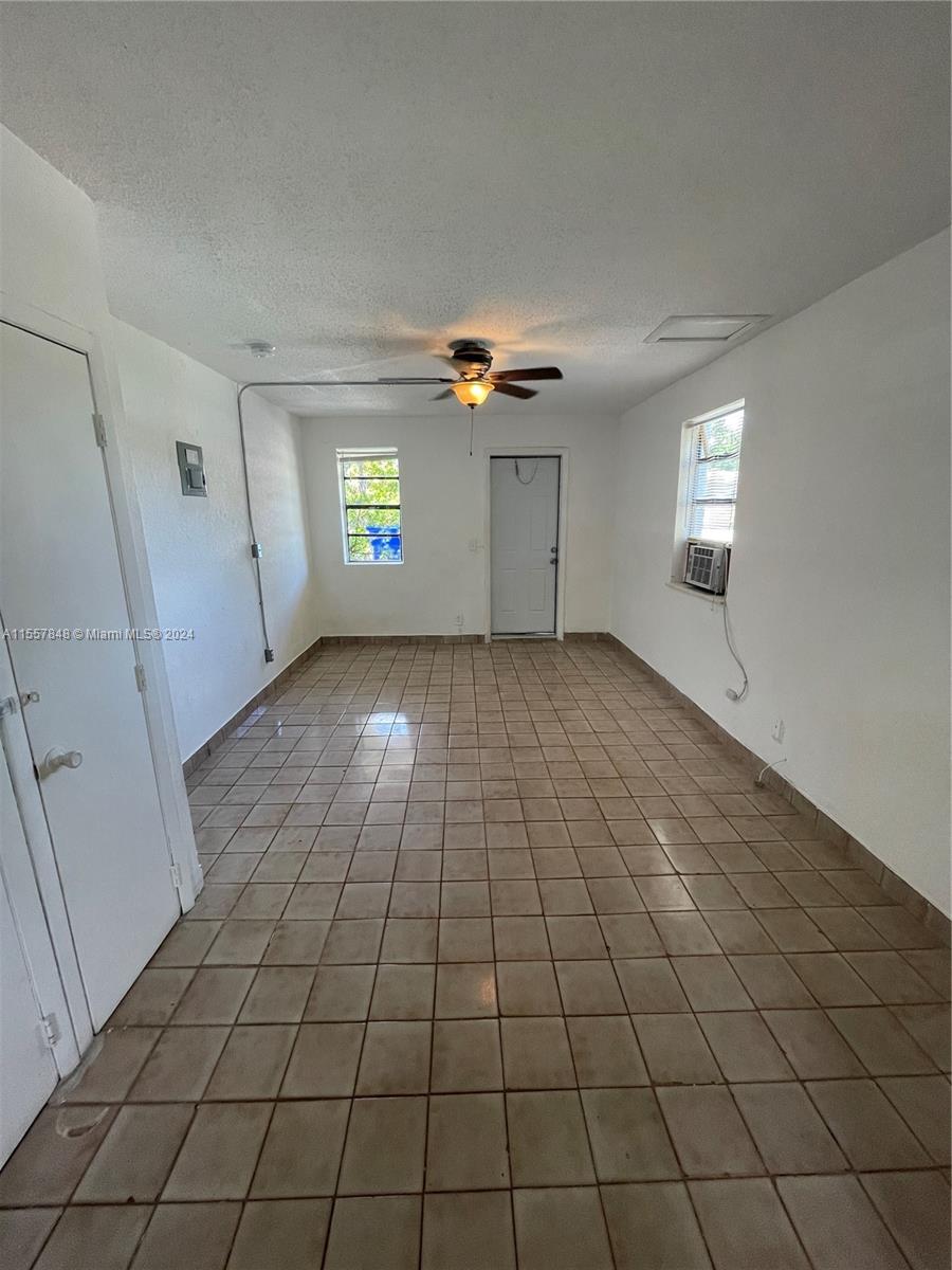 5739 Hayes St 5739, Hollywood, Florida 33021, ,1 BathroomBathrooms,Residentiallease,For Rent,5739 Hayes St 5739,A11557848
