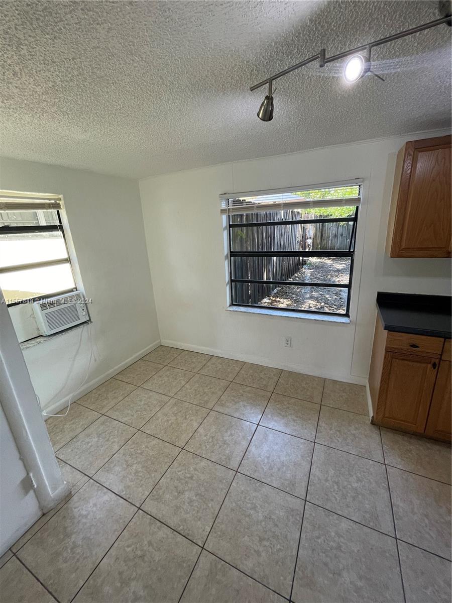 5739 Hayes St 5739, Hollywood, Florida 33021, ,1 BathroomBathrooms,Residentiallease,For Rent,5739 Hayes St 5739,A11557848