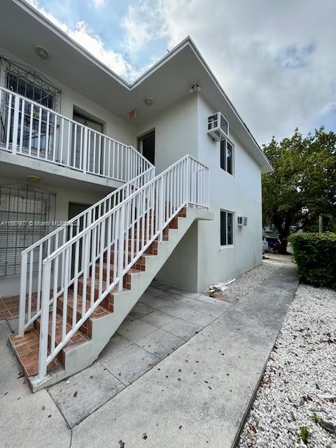 1327 SW 3rd St 6, Miami, Florida 33135, 2 Bedrooms Bedrooms, ,1 BathroomBathrooms,Residentiallease,For Rent,1327 SW 3rd St 6,A11557907