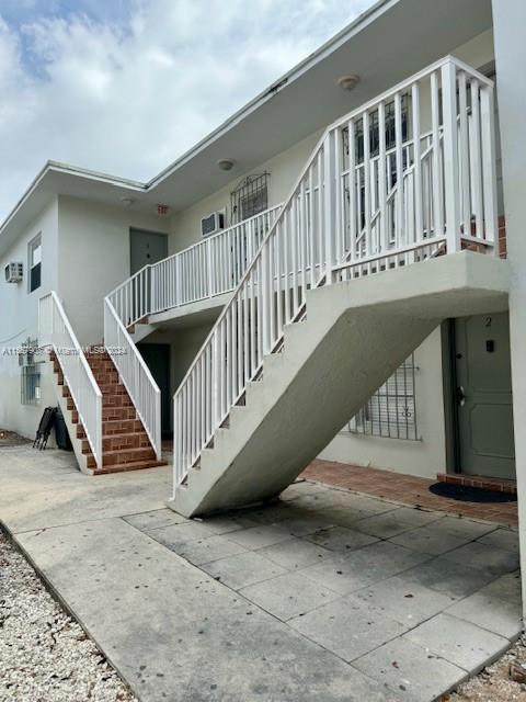 1327 SW 3rd St 6, Miami, Florida 33135, 2 Bedrooms Bedrooms, ,1 BathroomBathrooms,Residentiallease,For Rent,1327 SW 3rd St 6,A11557907