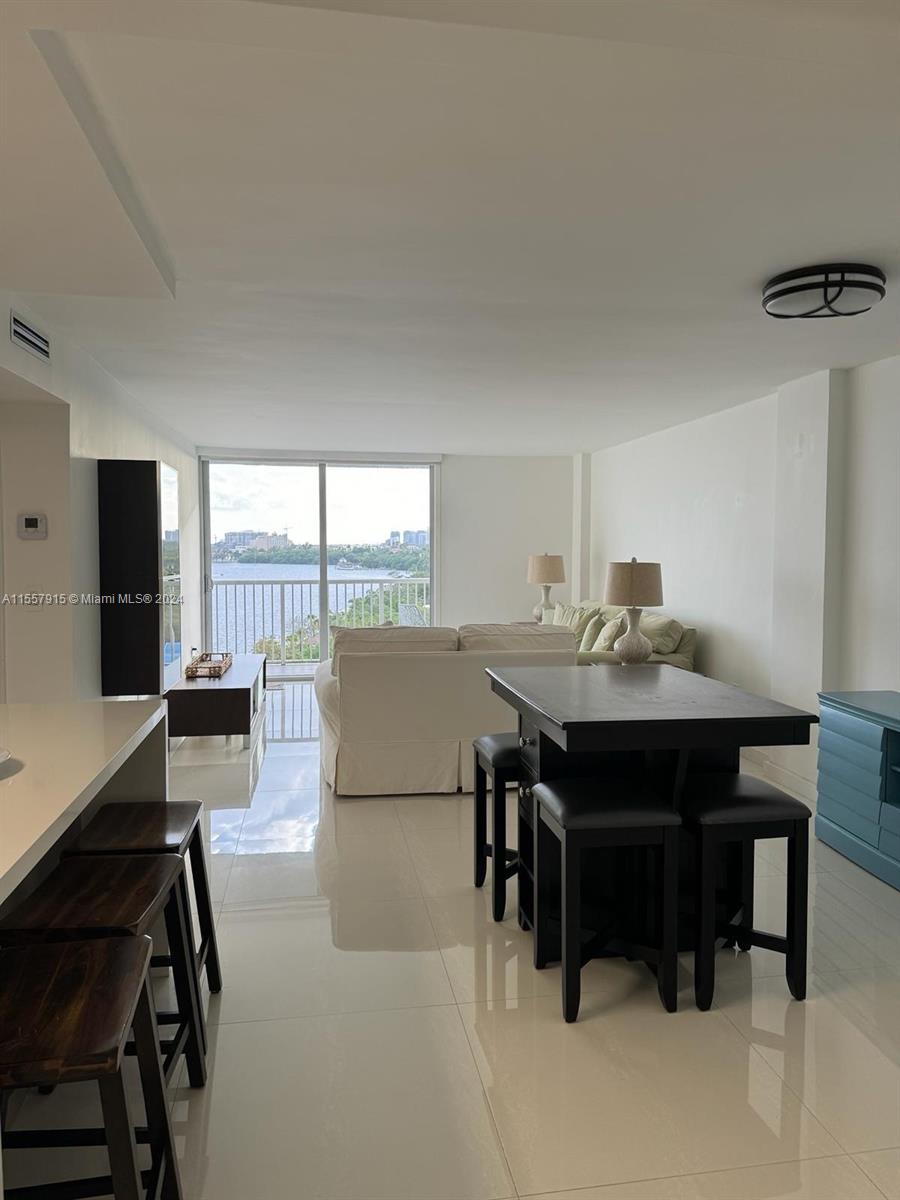 150 SE 25th Rd 9J, Miami, Florida 33129, 1 Bedroom Bedrooms, ,1 BathroomBathrooms,Residentiallease,For Rent,150 SE 25th Rd 9J,A11557915