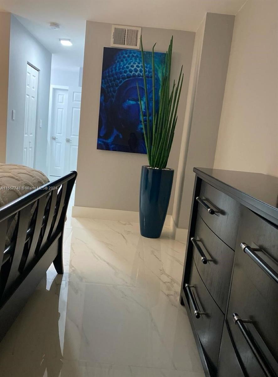 2201 S Ocean Dr 1702, Hollywood, Florida 33019, 1 Bedroom Bedrooms, ,1 BathroomBathrooms,Residentiallease,For Rent,2201 S Ocean Dr 1702,A11557748