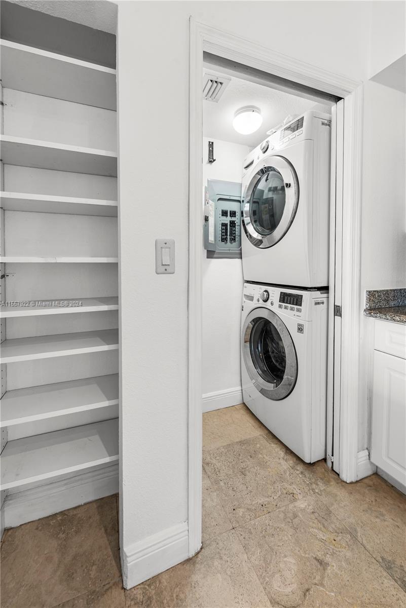 125 Jefferson Ave 131, Miami Beach, Florida 33139, 3 Bedrooms Bedrooms, ,3 BathroomsBathrooms,Residential,For Sale,125 Jefferson Ave 131,A11557922