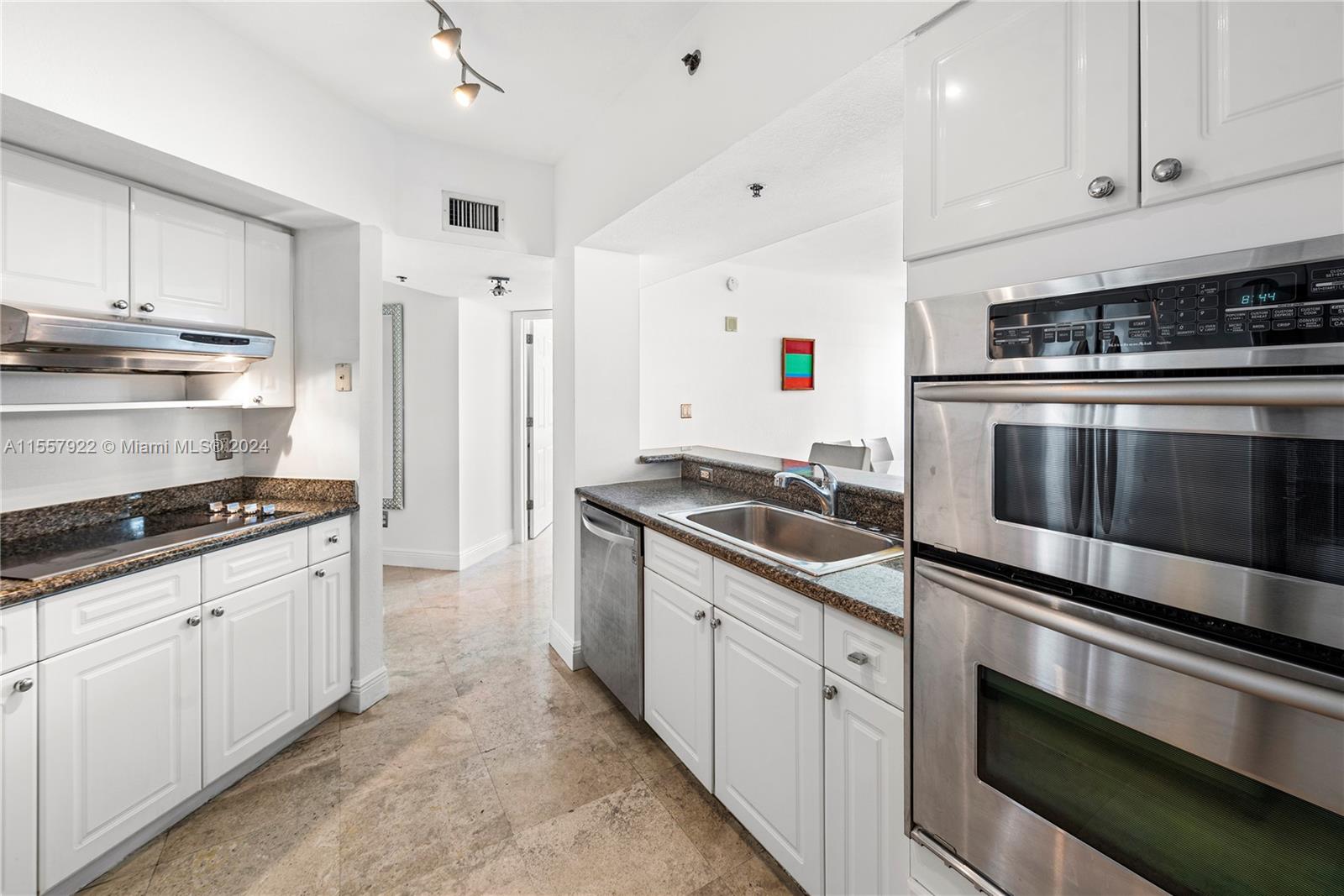 125 Jefferson Ave 131, Miami Beach, Florida 33139, 3 Bedrooms Bedrooms, ,3 BathroomsBathrooms,Residential,For Sale,125 Jefferson Ave 131,A11557922