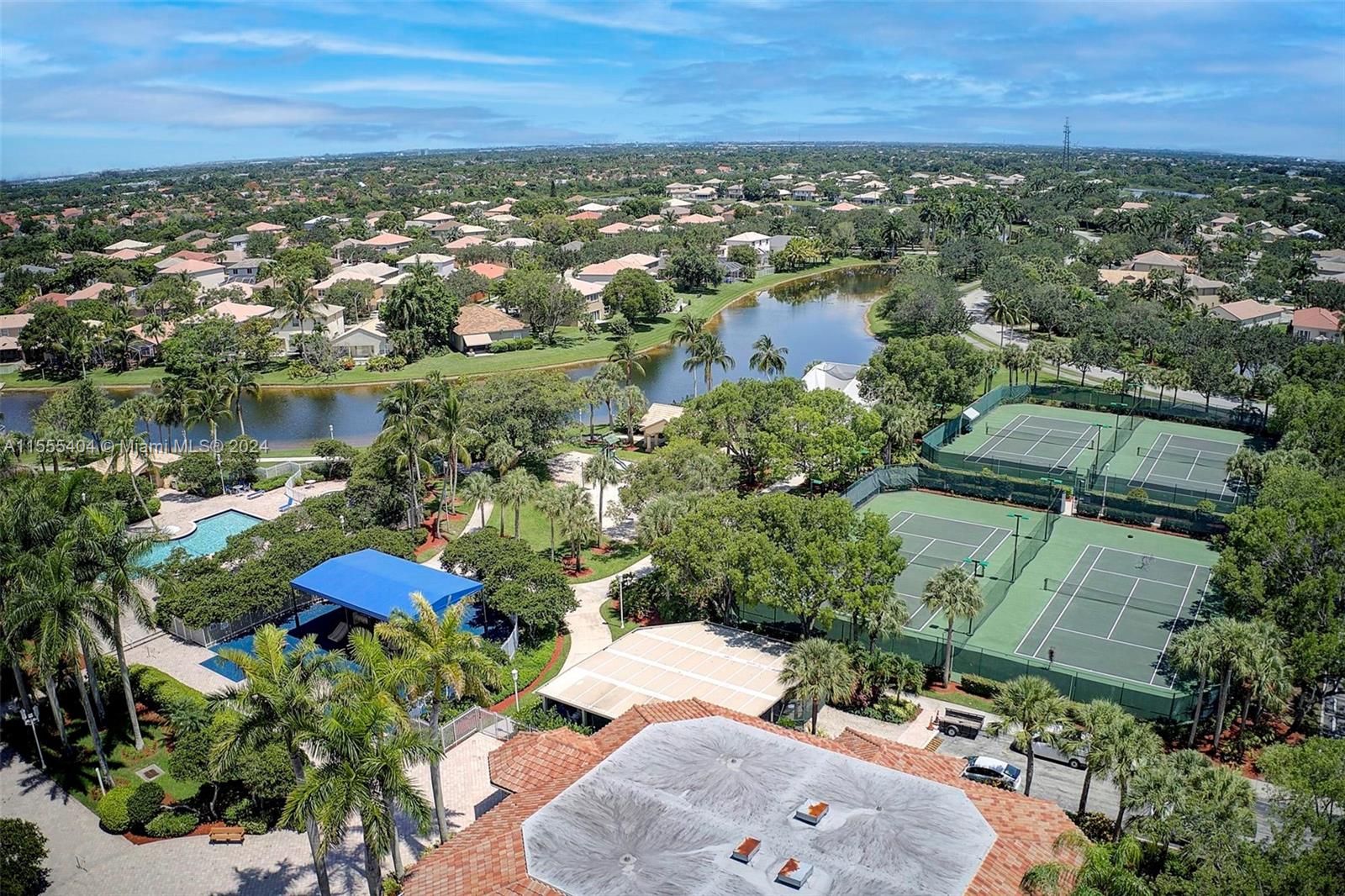 1851 NW 167th Ave, Pembroke Pines, Florida 33028, 5 Bedrooms Bedrooms, ,3 BathroomsBathrooms,Residential,For Sale,1851 NW 167th Ave,A11555404