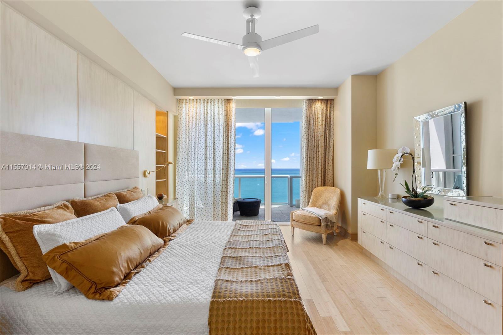 50 S Pointe Dr 2402, Miami Beach, Florida 33139, 4 Bedrooms Bedrooms, ,4 BathroomsBathrooms,Residentiallease,For Rent,50 S Pointe Dr 2402,A11557914