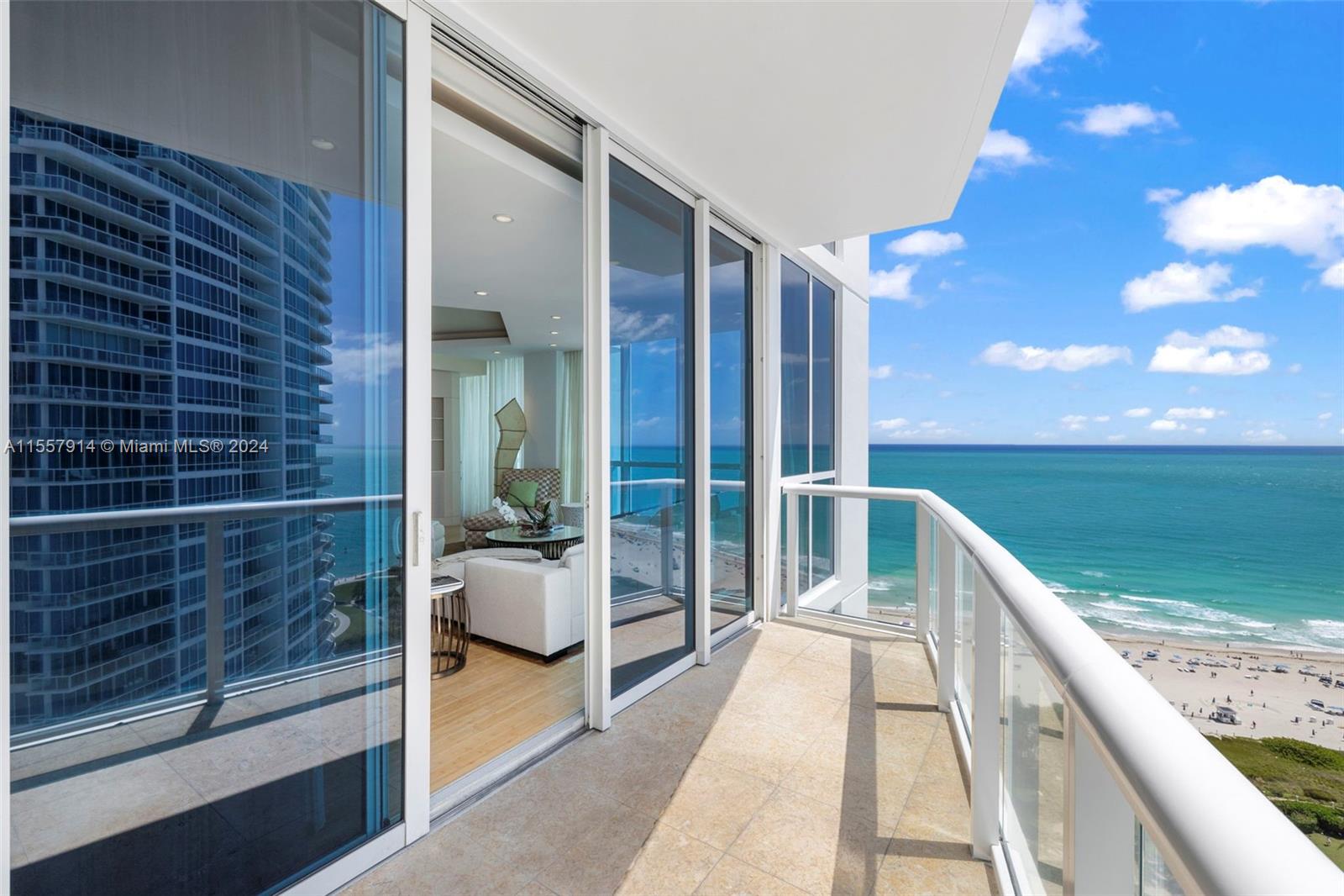 50 S Pointe Dr 2402, Miami Beach, Florida 33139, 4 Bedrooms Bedrooms, ,4 BathroomsBathrooms,Residentiallease,For Rent,50 S Pointe Dr 2402,A11557914