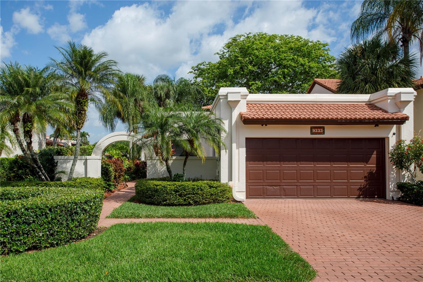 9333 NW 50th Doral Cir N  For Sale A11557966, FL