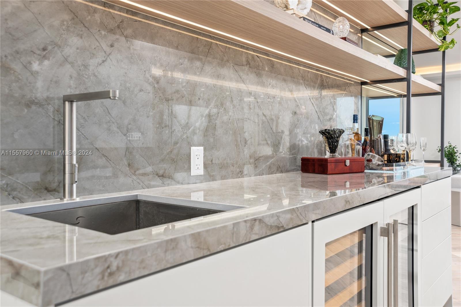 2301 Collins Ave 1432, Miami Beach, Florida 33139, 3 Bedrooms Bedrooms, ,3 BathroomsBathrooms,Residentiallease,For Rent,2301 Collins Ave 1432,A11557960