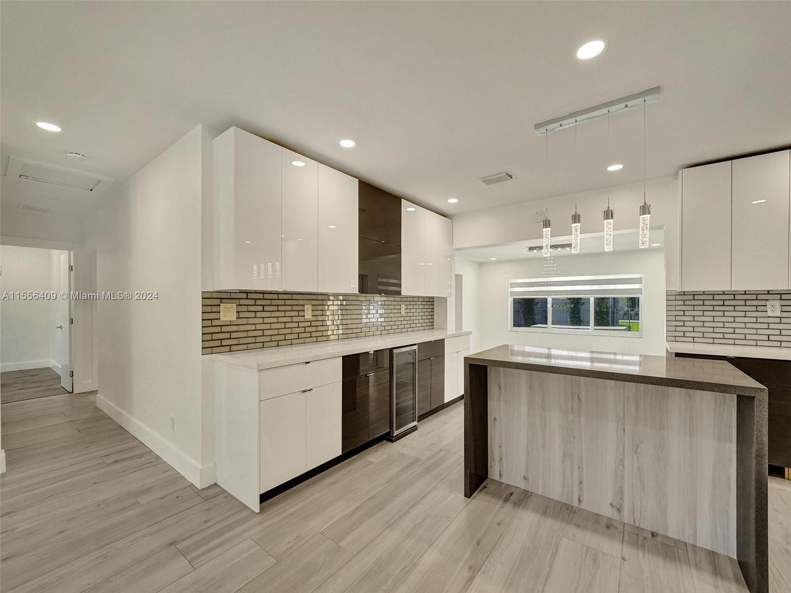 3230 Roosevelt St, Hollywood, Florida 33021, 4 Bedrooms Bedrooms, ,3 BathroomsBathrooms,Residential,For Sale,3230 Roosevelt St,A11556409