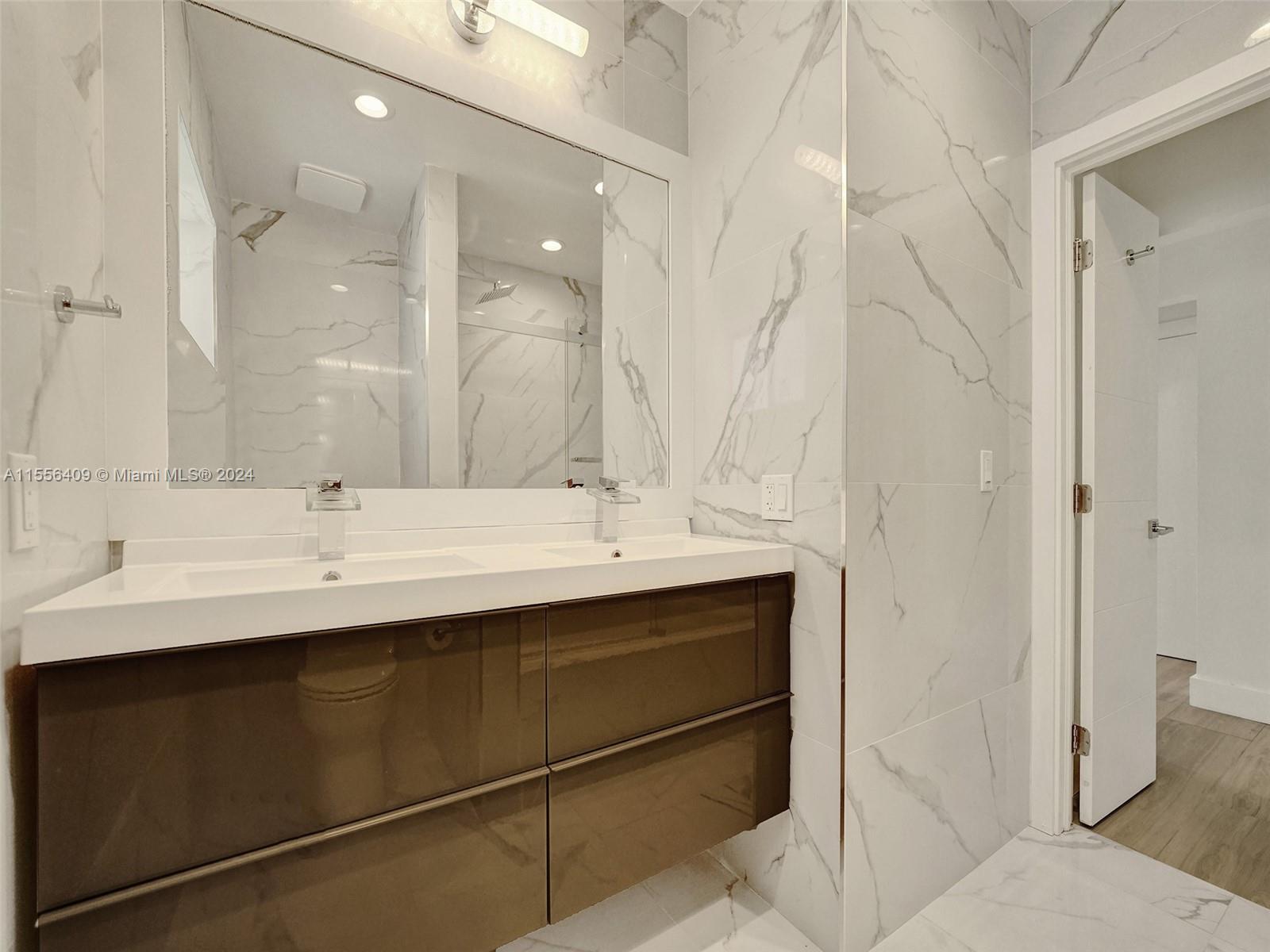 3230 Roosevelt St, Hollywood, Florida 33021, 4 Bedrooms Bedrooms, ,3 BathroomsBathrooms,Residential,For Sale,3230 Roosevelt St,A11556409