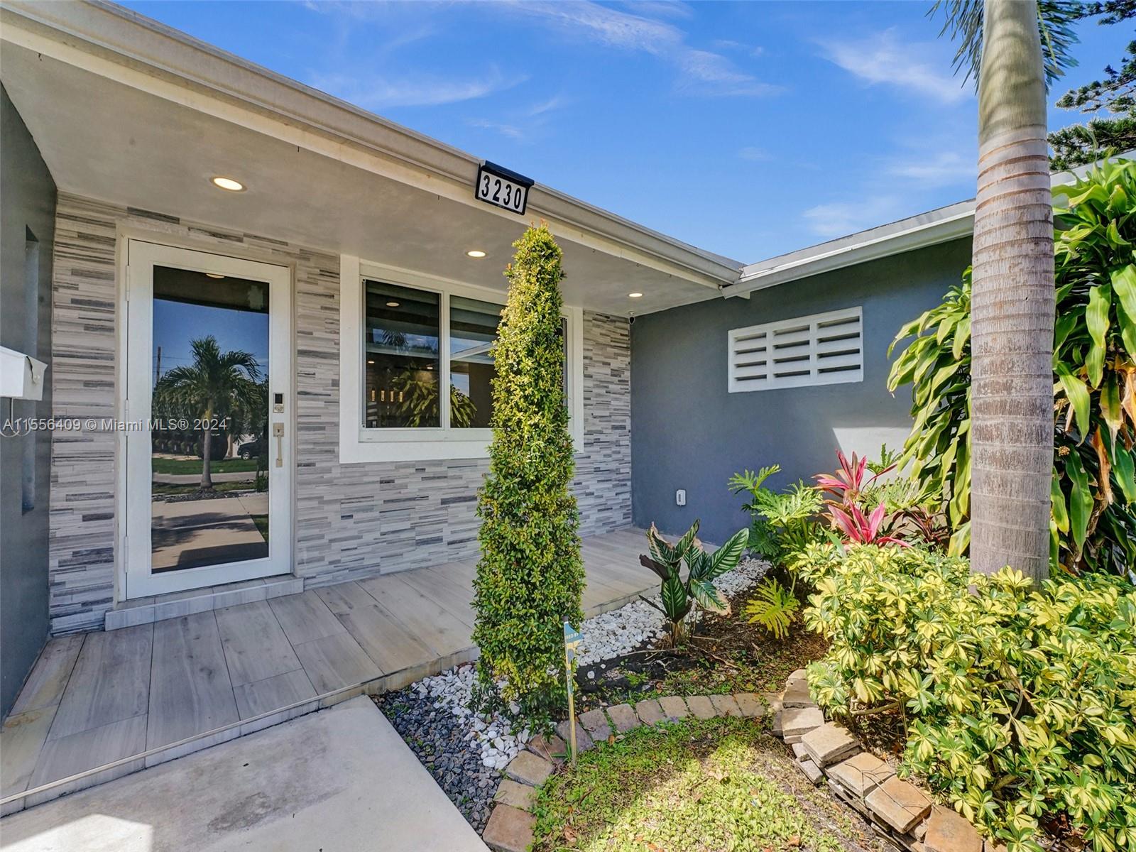 3230 Roosevelt St, Hollywood, Florida 33021, 4 Bedrooms Bedrooms, ,3 BathroomsBathrooms,Residential,For Sale,3230 Roosevelt St,A11556409