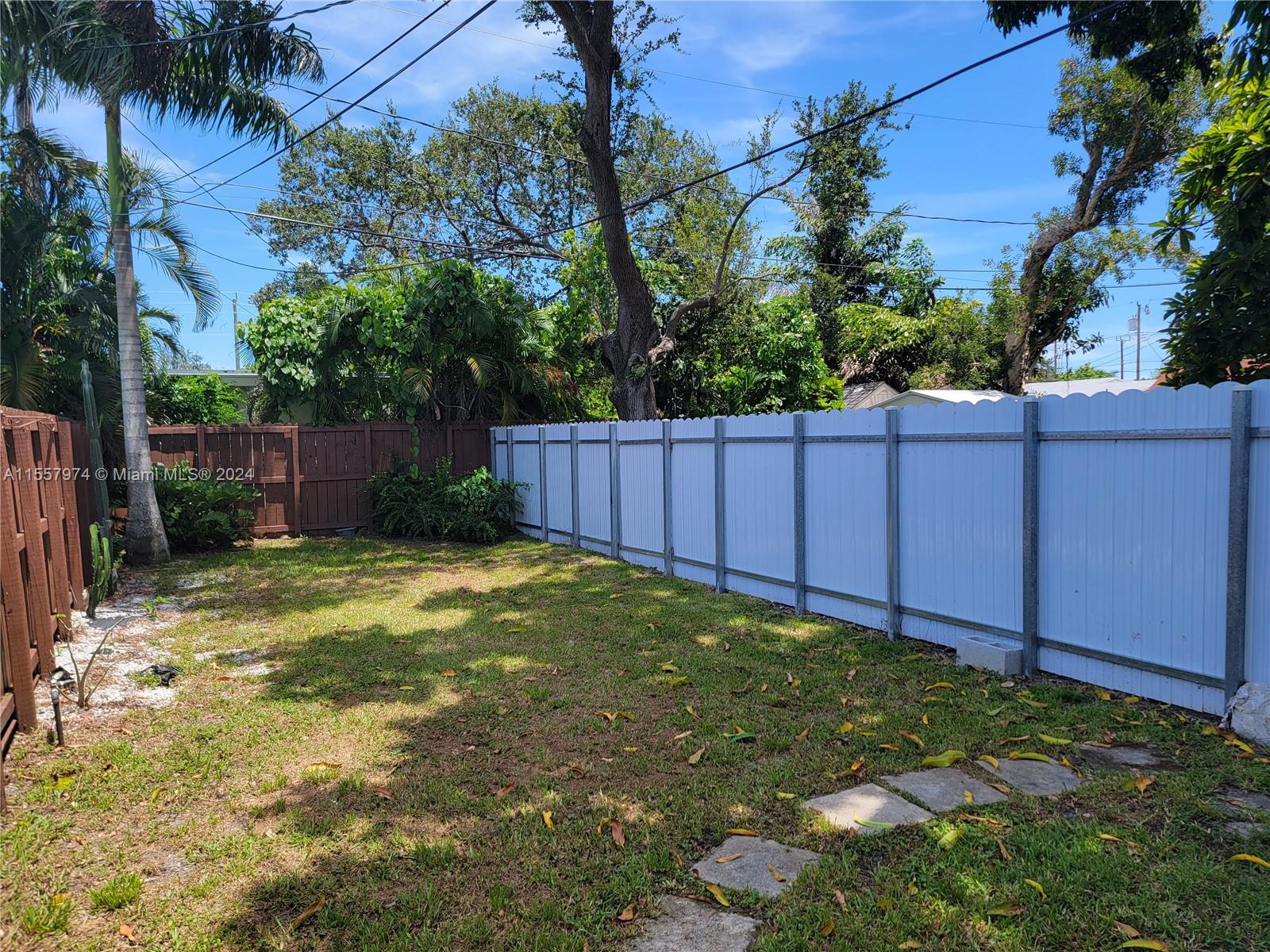 Hollywood, Florida 33020, 1 Bedroom Bedrooms, ,1 BathroomBathrooms,Residentiallease,For Rent,A11557974