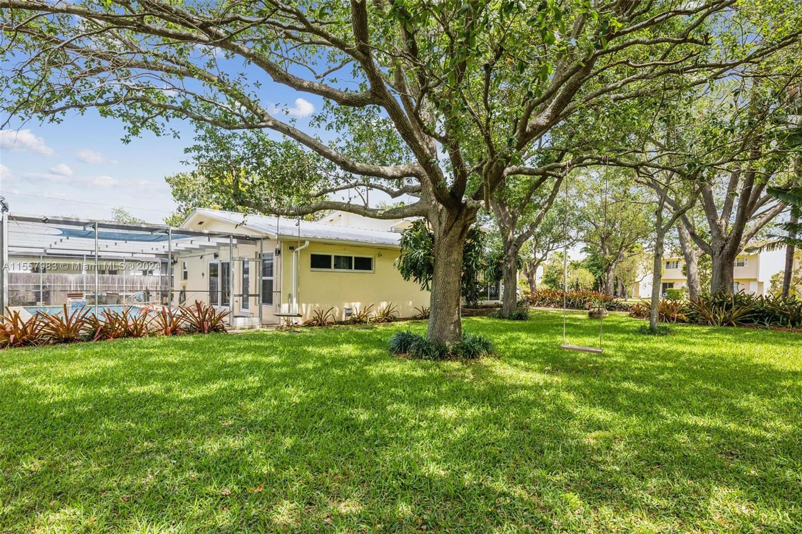 8750 NE 4th Ave Rd, El Portal, Florida 33138, 4 Bedrooms Bedrooms, ,4 BathroomsBathrooms,Residential,For Sale,8750 NE 4th Ave Rd,A11557983