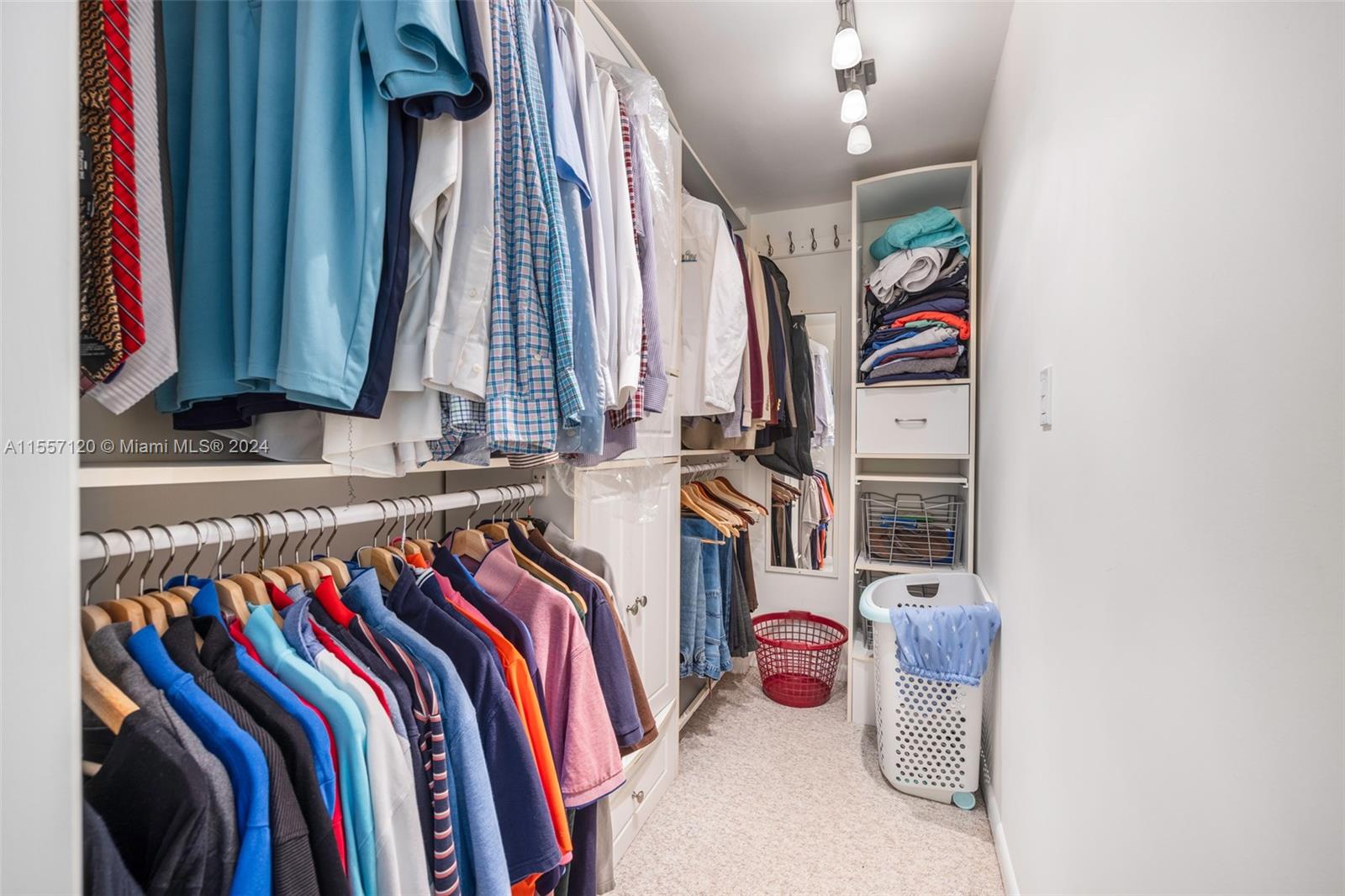 1700 NE 105th St 203, Miami Shores, Florida 33138, 2 Bedrooms Bedrooms, ,2 BathroomsBathrooms,Residential,For Sale,1700 NE 105th St 203,A11557120