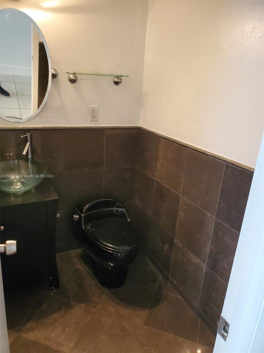 15225 NE 6th Ave B209, Miami, Florida 33162, 1 Bedroom Bedrooms, ,1 BathroomBathrooms,Residentiallease,For Rent,15225 NE 6th Ave B209,A11557880