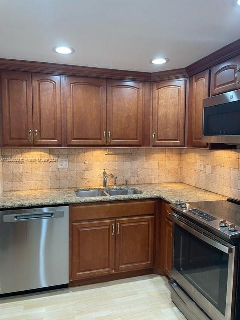 625 Biltmore Way 302, Coral Gables, Florida 33134, 1 Bedroom Bedrooms, ,1 BathroomBathrooms,Residential,For Sale,625 Biltmore Way 302,A11558003