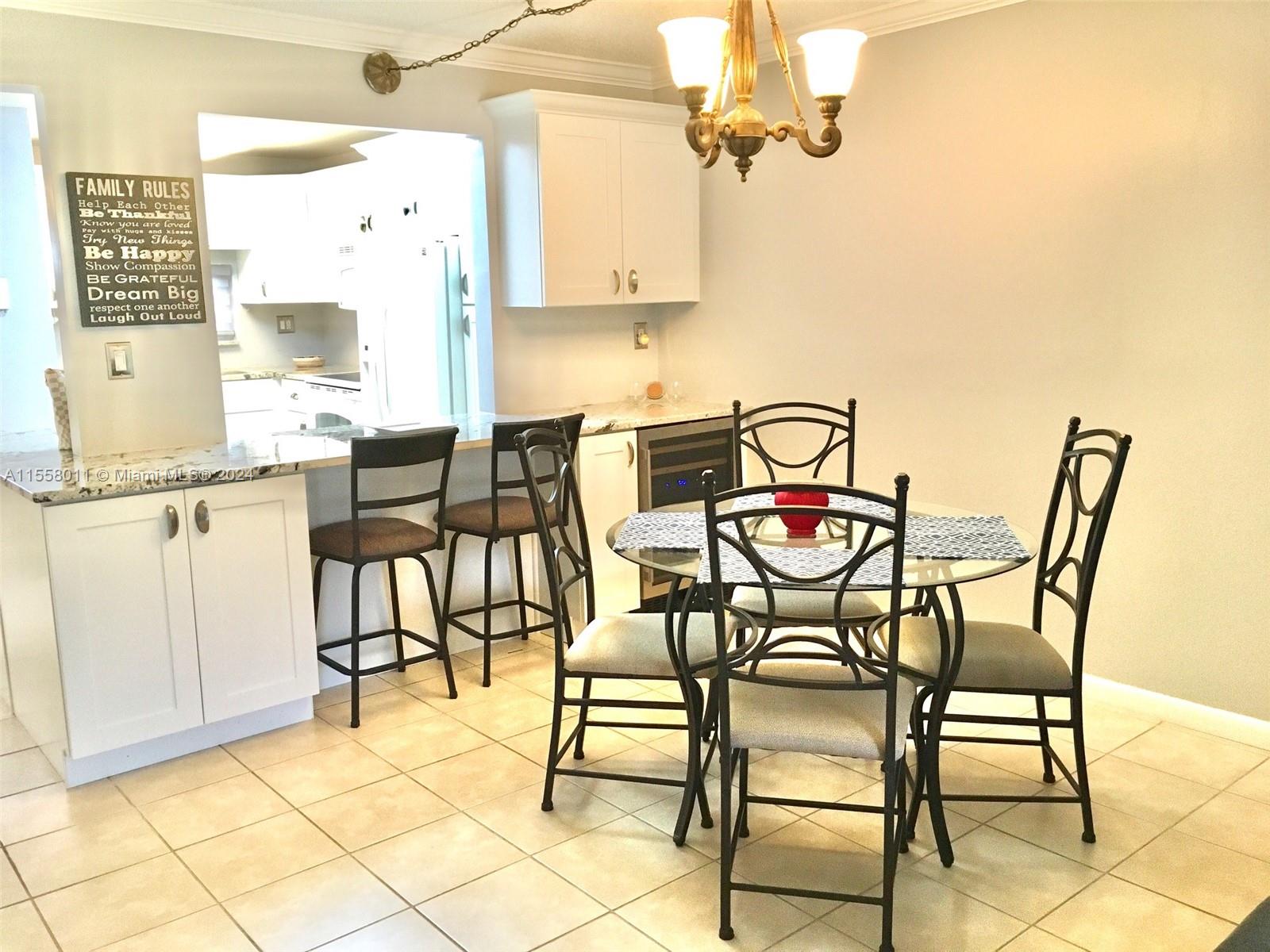 9410 N Hollybrook Lake Dr 103, Pembroke Pines, Florida 33025, 2 Bedrooms Bedrooms, ,2 BathroomsBathrooms,Residentiallease,For Rent,9410 N Hollybrook Lake Dr 103,A11558011