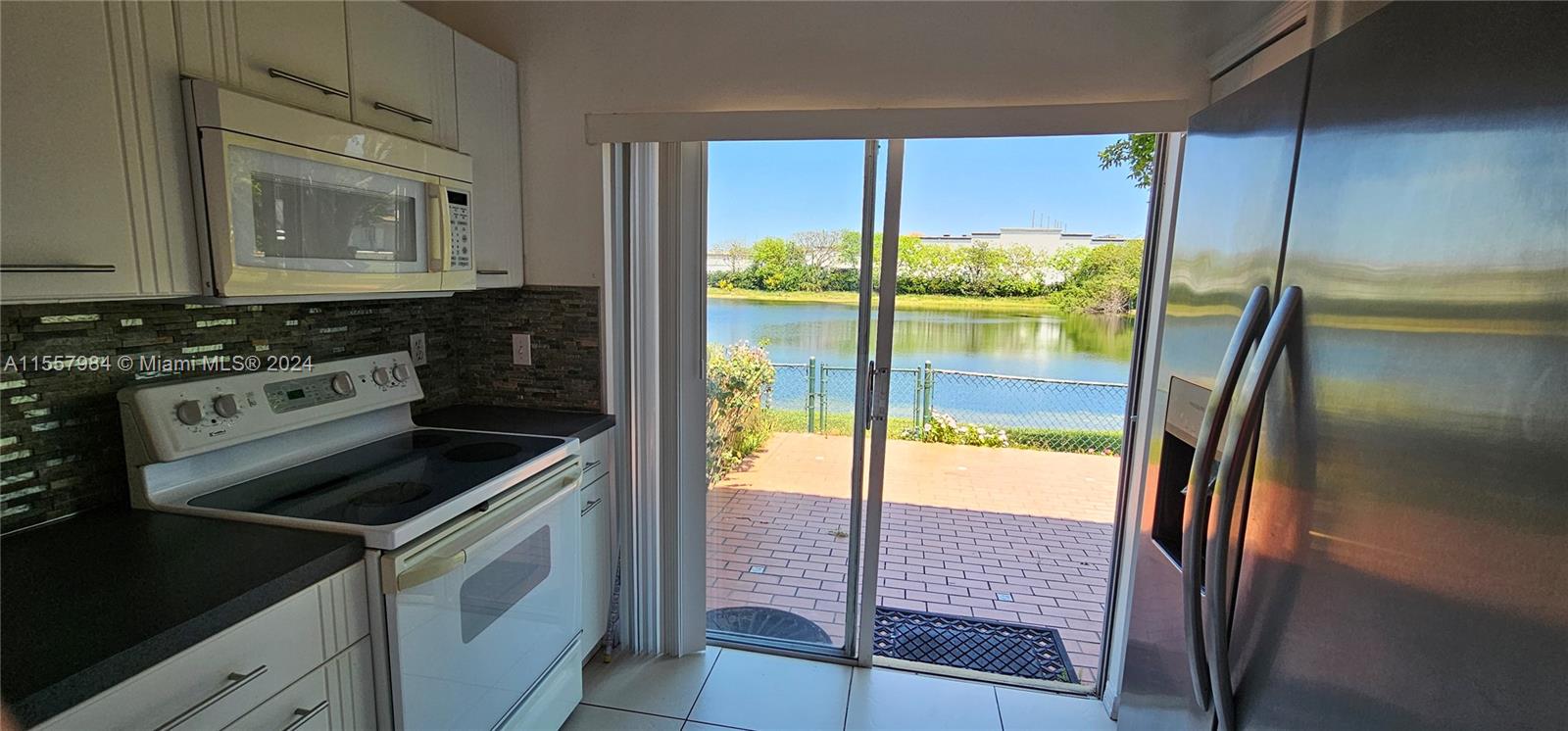 5675 NW 109th Ave 34, Doral, Florida 33178, 3 Bedrooms Bedrooms, ,2 BathroomsBathrooms,Residentiallease,For Rent,5675 NW 109th Ave 34,A11557984