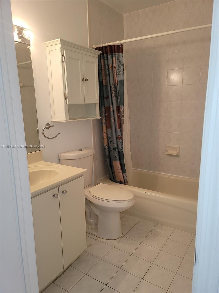 5675 NW 109th Ave 34, Doral, Florida 33178, 3 Bedrooms Bedrooms, ,2 BathroomsBathrooms,Residentiallease,For Rent,5675 NW 109th Ave 34,A11557984