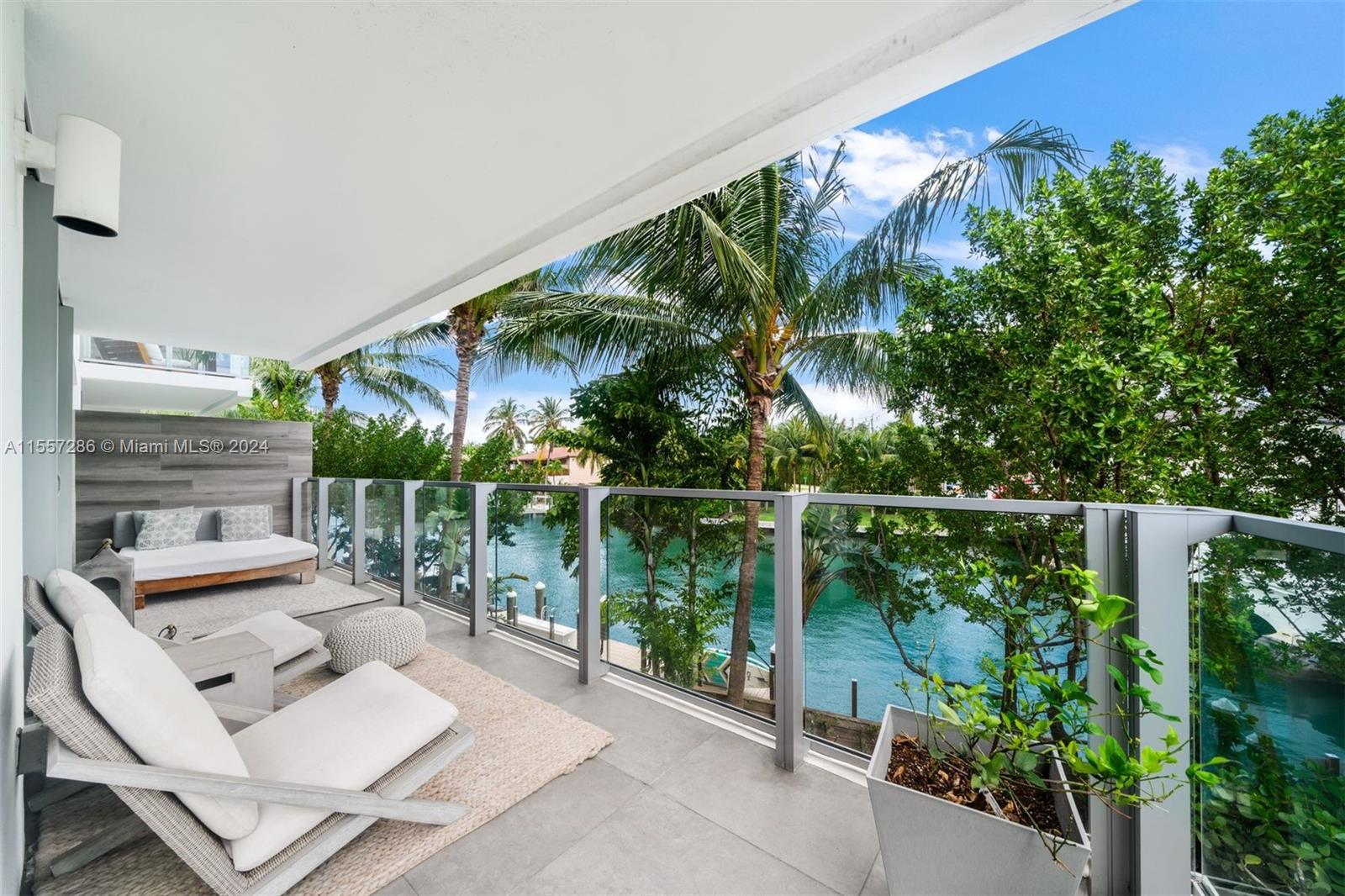1201 20th St 305, Miami Beach, Florida 33139, 3 Bedrooms Bedrooms, ,3 BathroomsBathrooms,Residentiallease,For Rent,1201 20th St 305,A11557286