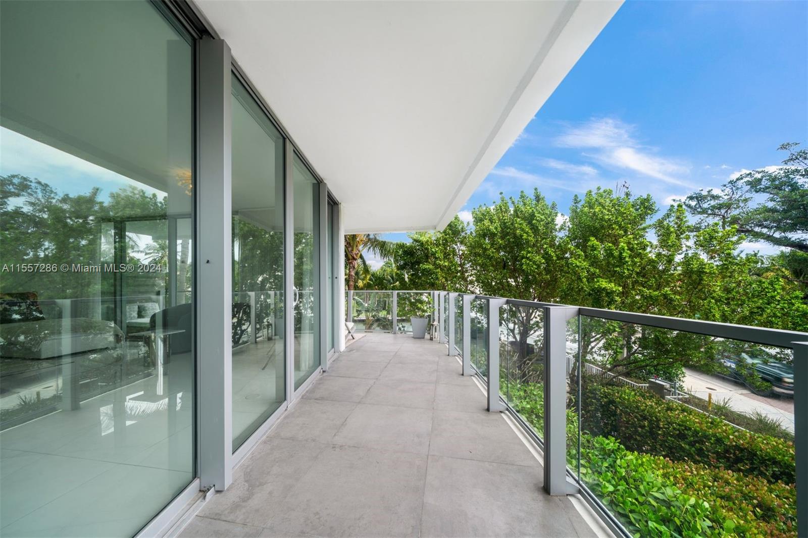 1201 20th St 305, Miami Beach, Florida 33139, 3 Bedrooms Bedrooms, ,3 BathroomsBathrooms,Residentiallease,For Rent,1201 20th St 305,A11557286
