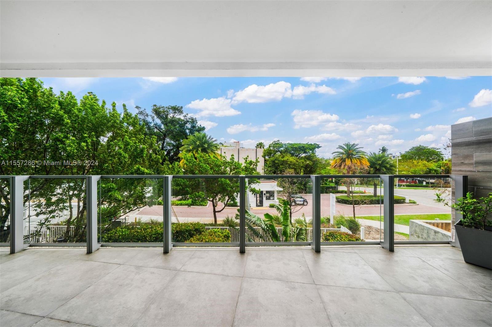 1201 20th St 305, Miami Beach, Florida 33139, 3 Bedrooms Bedrooms, ,3 BathroomsBathrooms,Residentiallease,For Rent,1201 20th St 305,A11557286