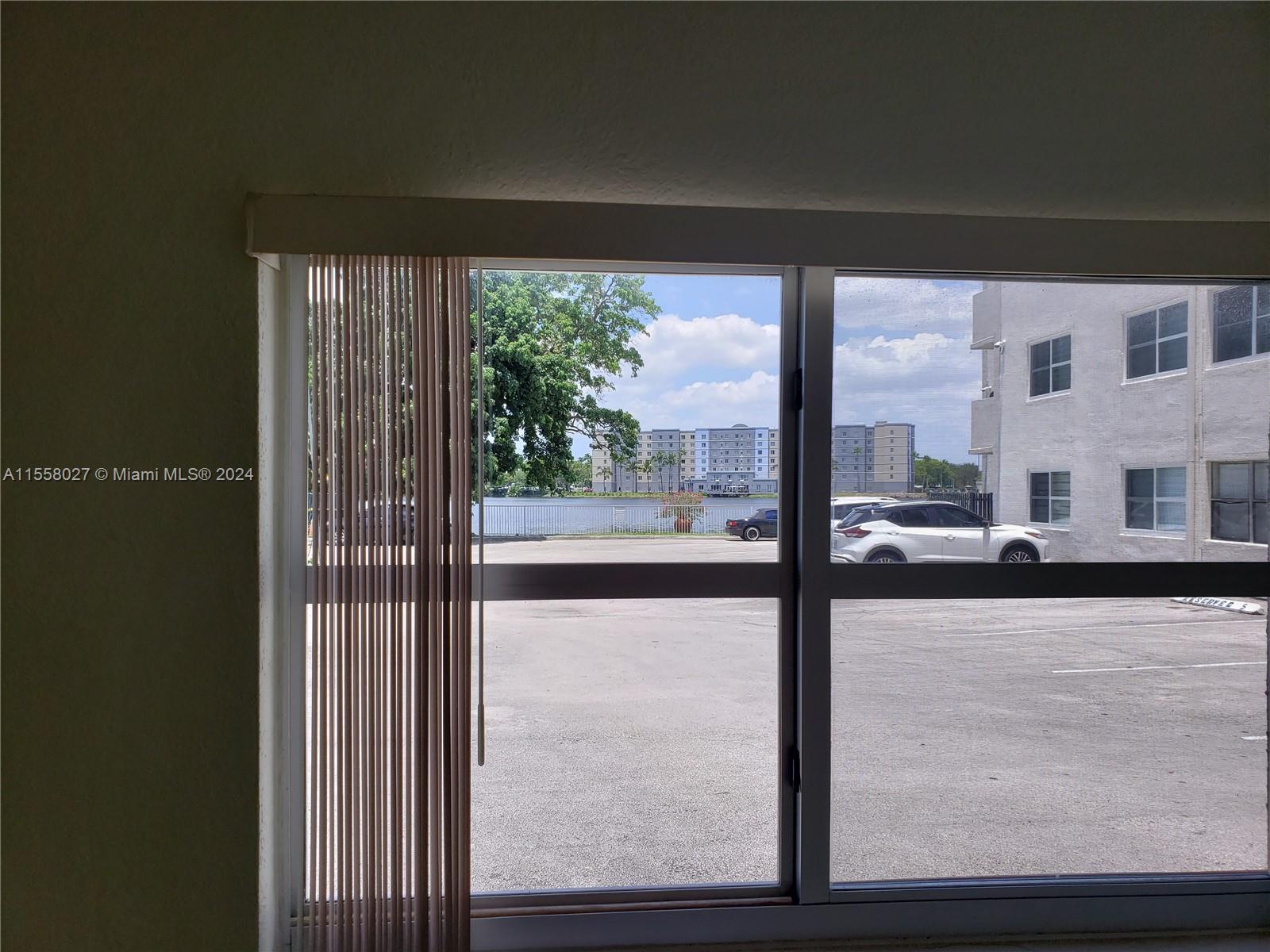 5505 NW 7th St W103, Miami, Florida 33126, 1 Bedroom Bedrooms, ,1 BathroomBathrooms,Residential,For Sale,5505 NW 7th St W103,A11558027