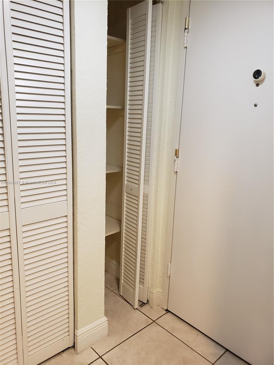 5505 NW 7th St W103, Miami, Florida 33126, 1 Bedroom Bedrooms, ,1 BathroomBathrooms,Residential,For Sale,5505 NW 7th St W103,A11558027