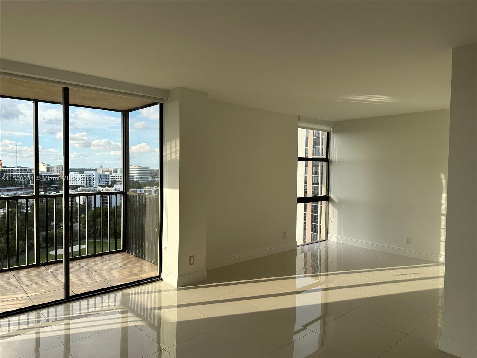 20335 W Country Club Dr 1701, Aventura, Florida 33180, 1 Bedroom Bedrooms, ,1 BathroomBathrooms,Residential,For Sale,20335 W Country Club Dr 1701,A11558031