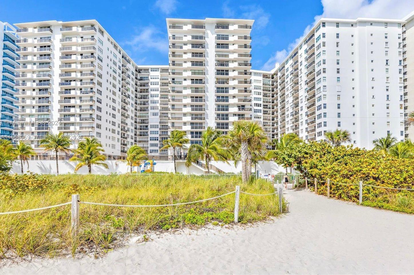 6039 Collins Ave 1012, Miami Beach, Florida 33140, 1 Bedroom Bedrooms, ,2 BathroomsBathrooms,Residentiallease,For Rent,6039 Collins Ave 1012,A11558069