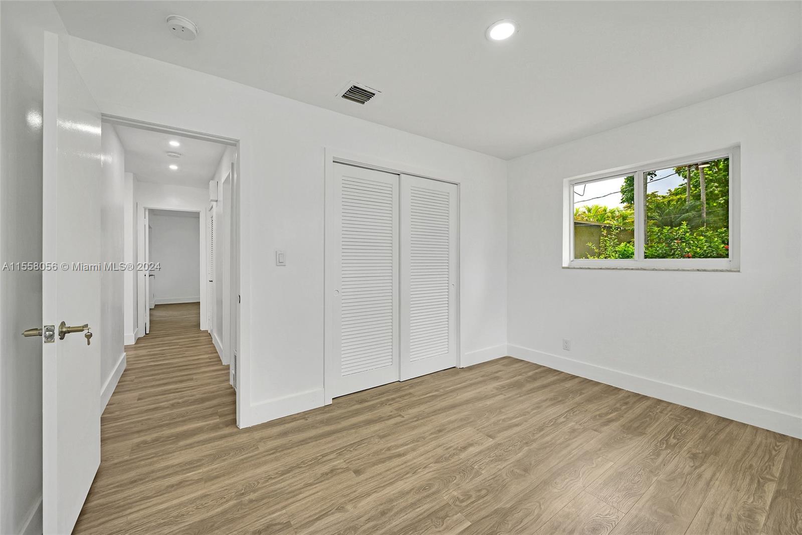 1970 NW 33rd St, Oakland Park, Florida 33309, 2 Bedrooms Bedrooms, ,2 BathroomsBathrooms,Residential,For Sale,1970 NW 33rd St,A11558056