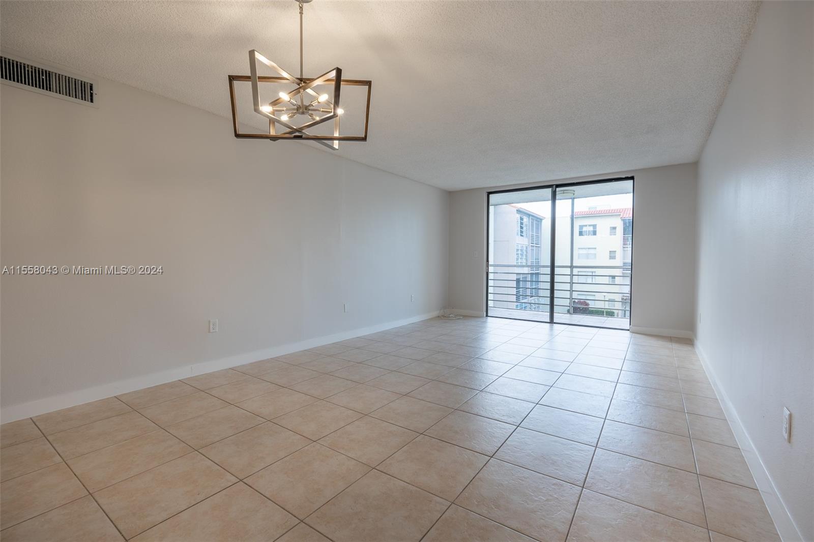 1820 N Lauderdale Ave 3311, North Lauderdale, Florida 33068, 1 Bedroom Bedrooms, ,1 BathroomBathrooms,Residential,For Sale,1820 N Lauderdale Ave 3311,A11558043