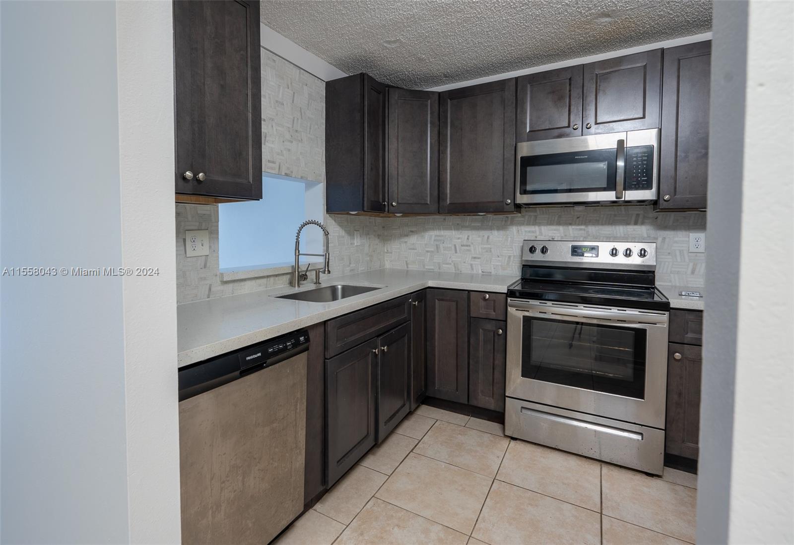 1820 N Lauderdale Ave 3311, North Lauderdale, Florida 33068, 1 Bedroom Bedrooms, ,1 BathroomBathrooms,Residential,For Sale,1820 N Lauderdale Ave 3311,A11558043