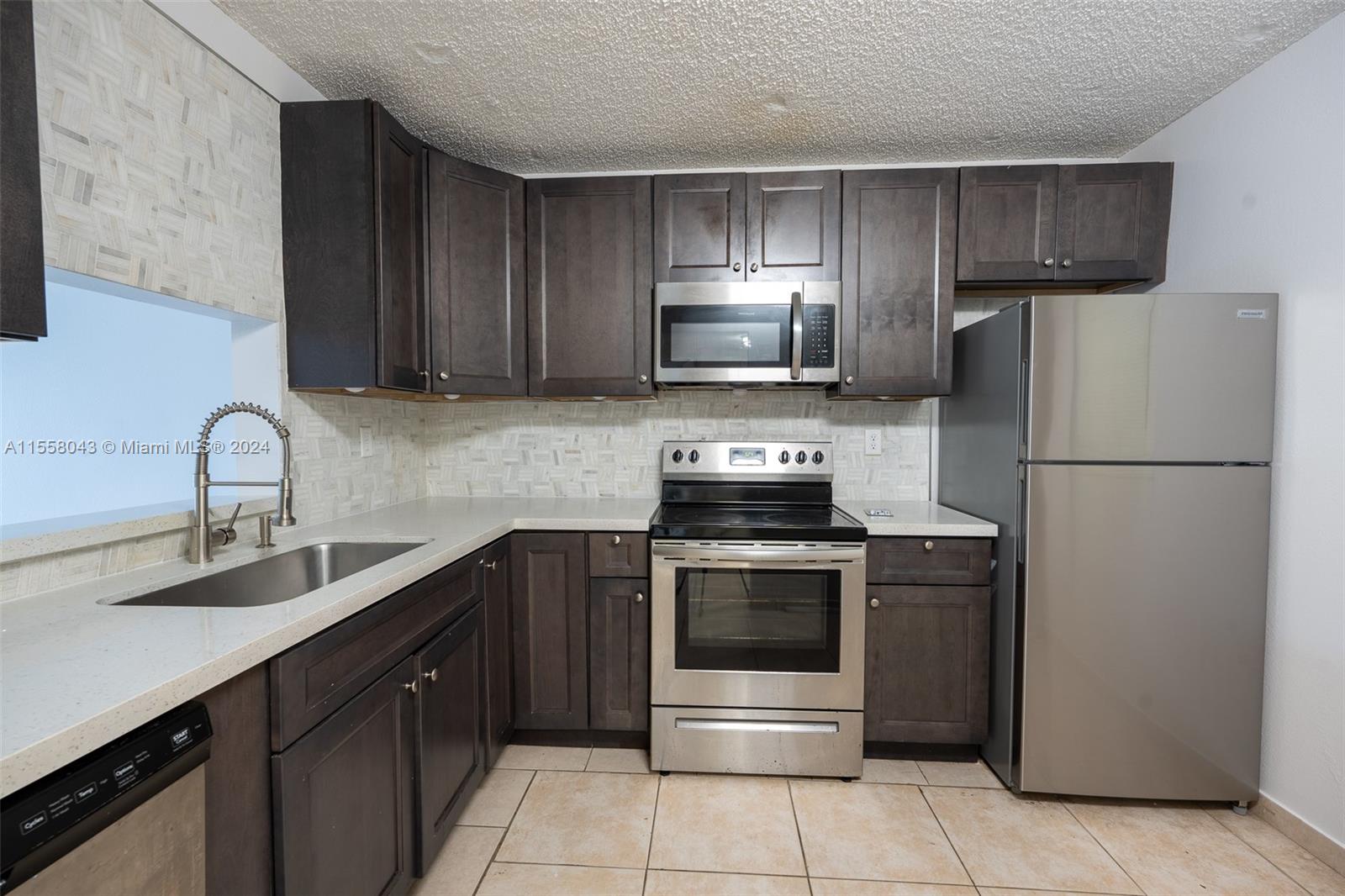 1820 N Lauderdale Ave 3311, North Lauderdale, Florida 33068, 1 Bedroom Bedrooms, ,1 BathroomBathrooms,Residential,For Sale,1820 N Lauderdale Ave 3311,A11558043