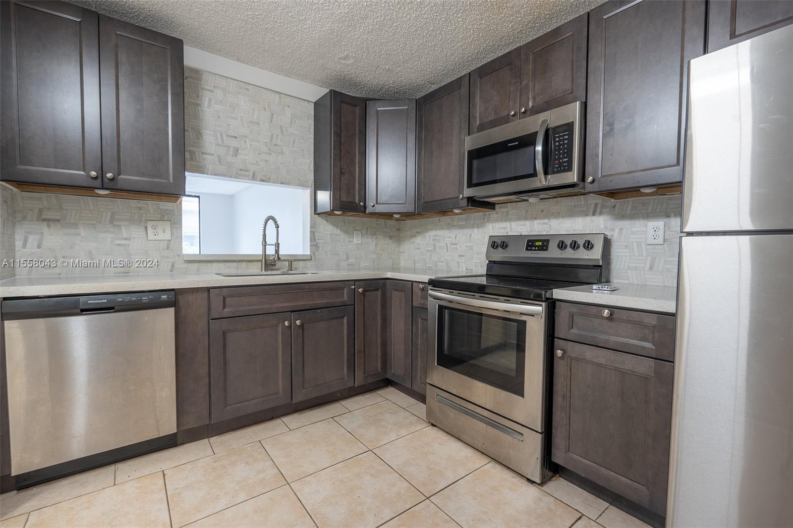1820 N Lauderdale Ave 3311, North Lauderdale, Florida 33068, 1 Bedroom Bedrooms, ,1 BathroomBathrooms,Residential,For Sale,1820 N Lauderdale Ave 3311,A11558043