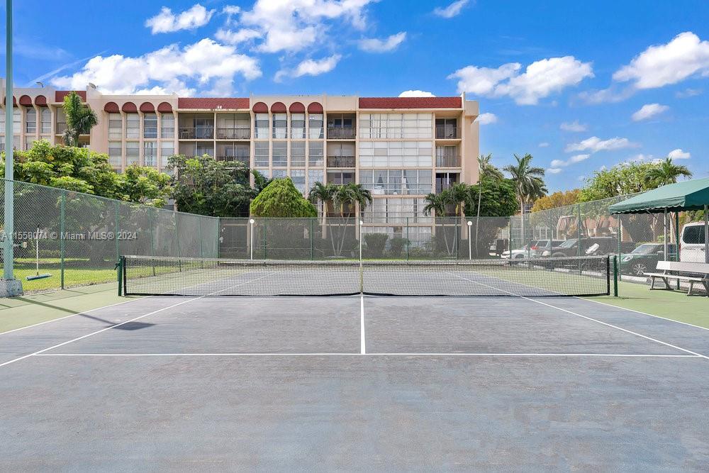 2101 Atlantic Shores Blvd 107, Hallandale Beach, Florida 33009, 1 Bedroom Bedrooms, ,1 BathroomBathrooms,Residential,For Sale,2101 Atlantic Shores Blvd 107,A11558074