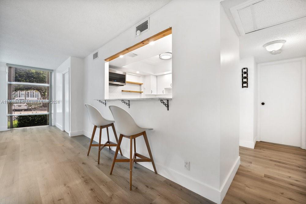 2101 Atlantic Shores Blvd 107, Hallandale Beach, Florida 33009, 1 Bedroom Bedrooms, ,1 BathroomBathrooms,Residential,For Sale,2101 Atlantic Shores Blvd 107,A11558074