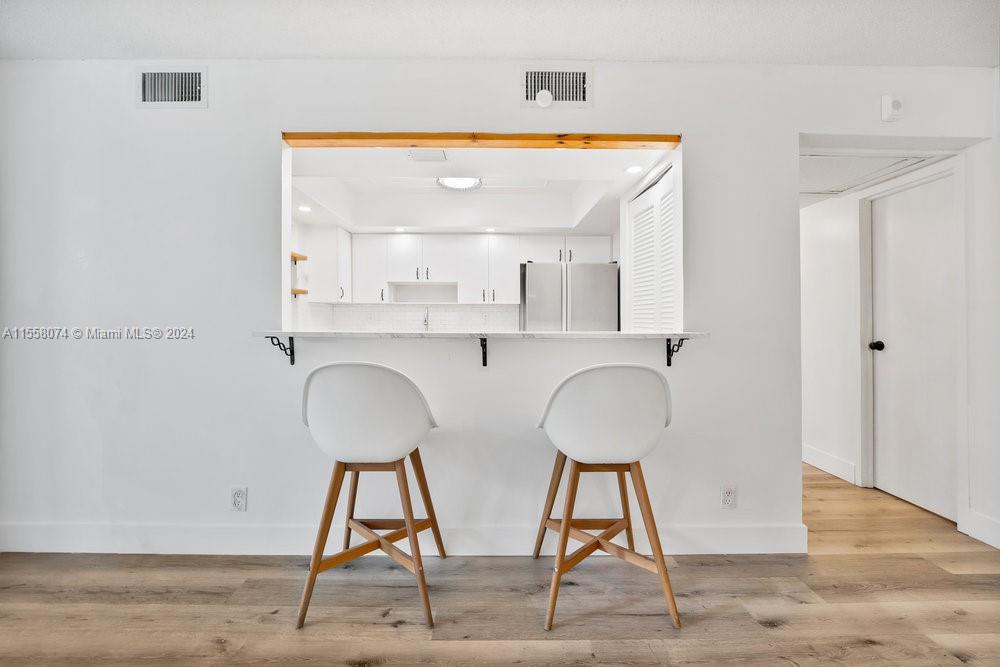 2101 Atlantic Shores Blvd 107, Hallandale Beach, Florida 33009, 1 Bedroom Bedrooms, ,1 BathroomBathrooms,Residential,For Sale,2101 Atlantic Shores Blvd 107,A11558074